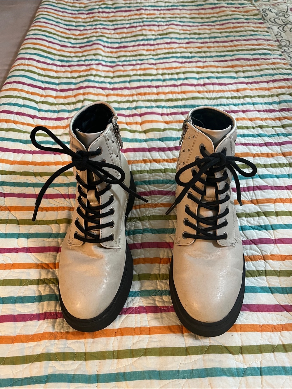 Cream color veganLace-Up Boots with Black Soles + laces and silver color decor